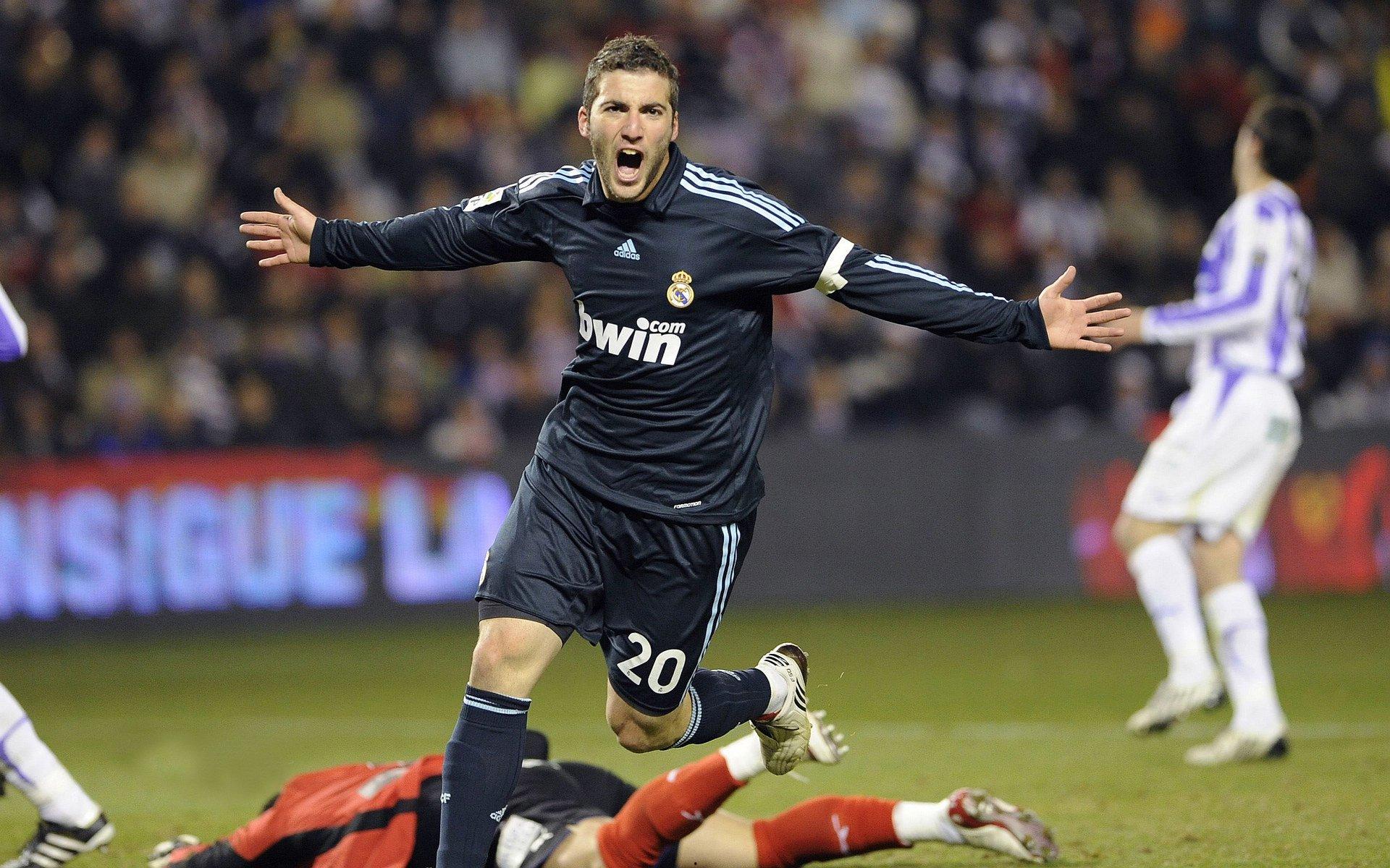 马雷斯卡盛赞埃斯特旺闪耀南美,欧洲豪门竞逐巴西新星